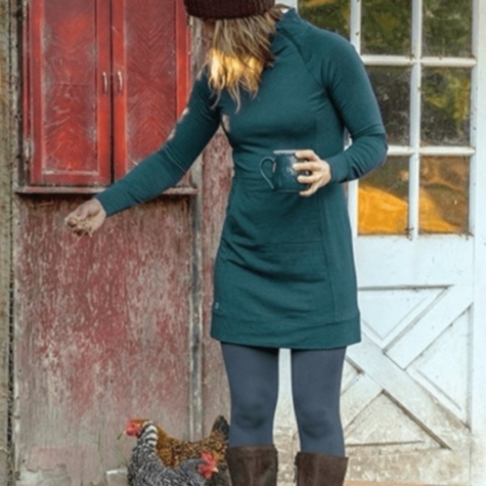 Title Nine Gurthie Mock Zip Neck Dress/Tunic